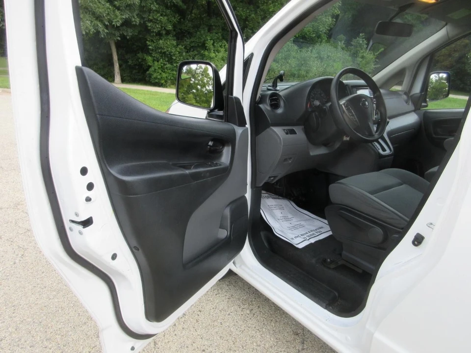 2018 Nissan NV - Image 29 of 31