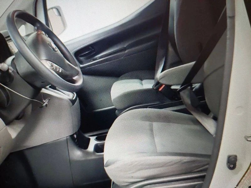 2018 Nissan NV - Image 12 of 12