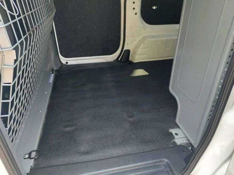 2018 Nissan NV - Image 9 of 12