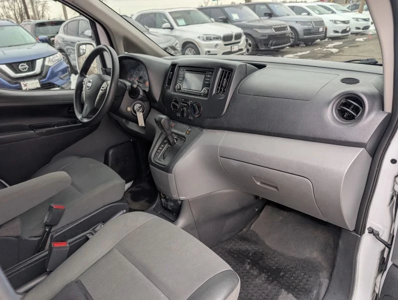 2018 Nissan NV - Image 11 of 12