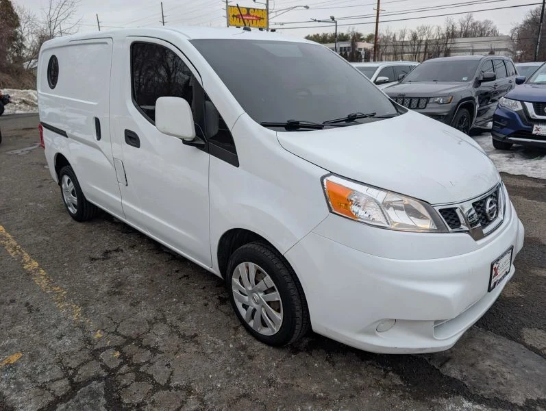 2018 Nissan NV - Image 4 of 12