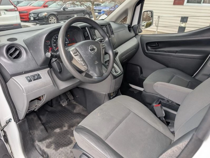 2018 Nissan NV - Image 8 of 12