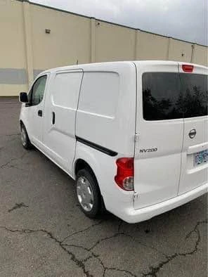 2018 Nissan NV - Image 3 of 10
