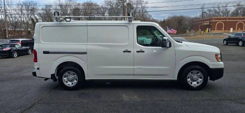 2018 Nissan NV3500 - Image 3 of 6