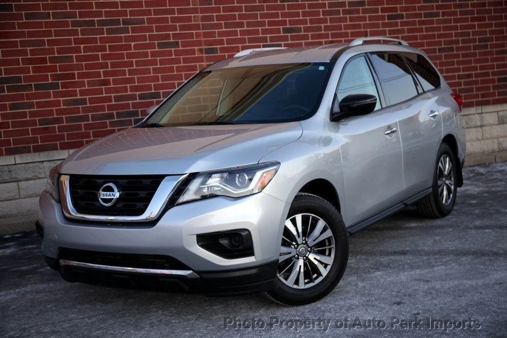 2018 Nissan Pathfinder 4th Gen - Image 3 of 12