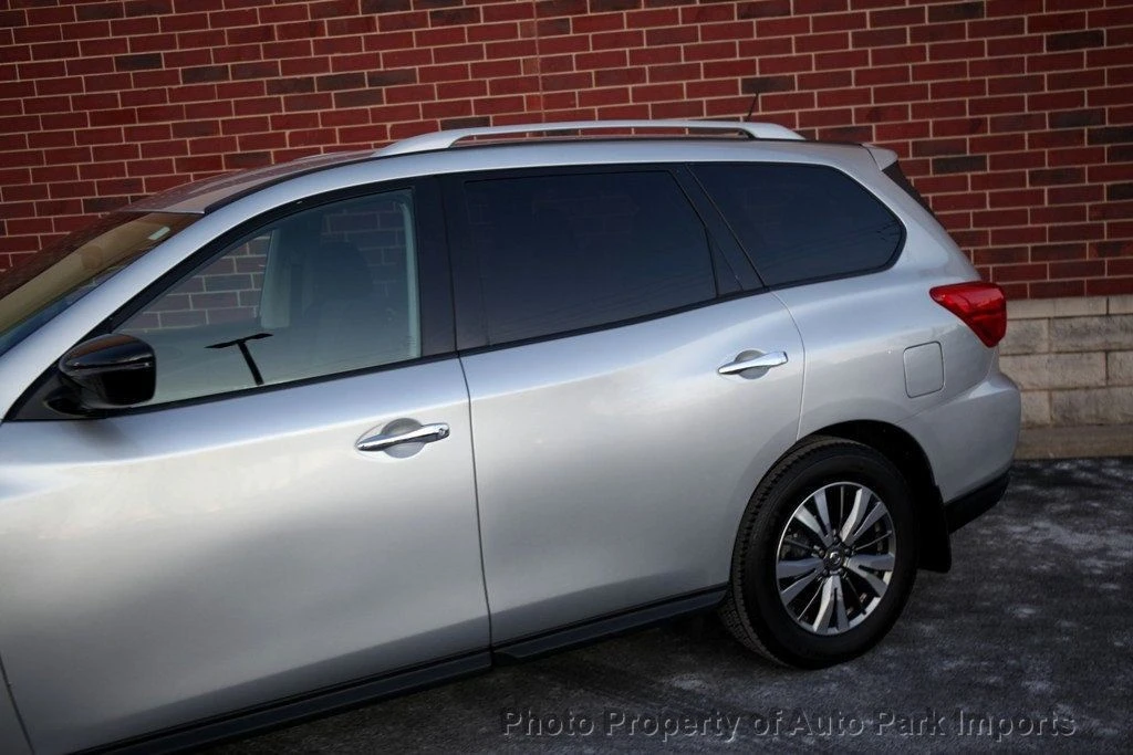 2018 Nissan Pathfinder 4th Gen - Image 5 of 12