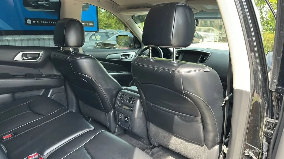 2018 Nissan Pathfinder 4th Gen - Image 17 of 20
