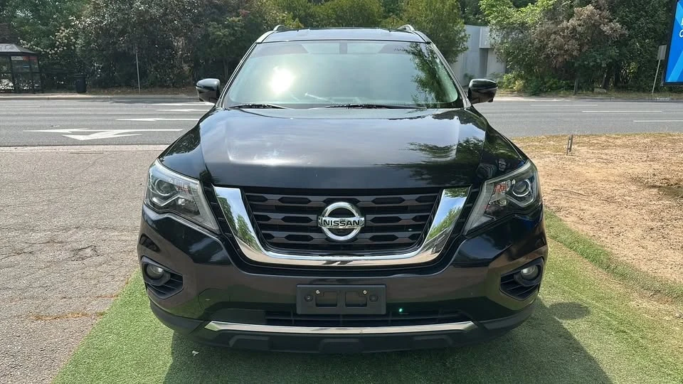 2018 Nissan Pathfinder 4th Gen - Image 2 of 20