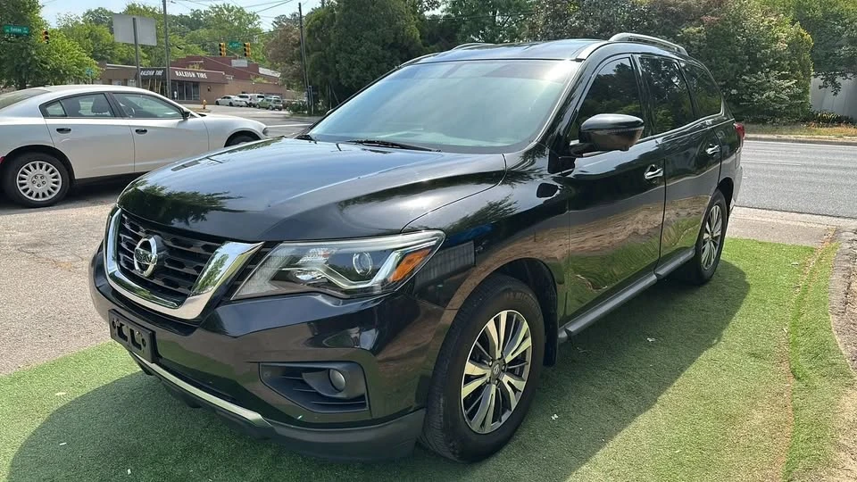 2018 Nissan Pathfinder 4th Gen - Image 3 of 20
