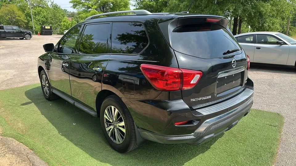 2018 Nissan Pathfinder 4th Gen - Image 5 of 20