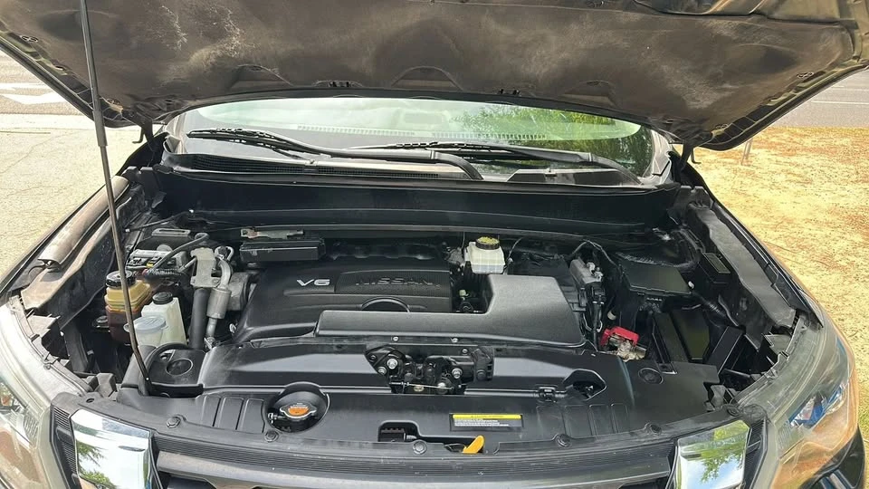 2018 Nissan Pathfinder 4th Gen - Image 9 of 20
