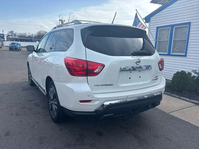 2018 Nissan Pathfinder 4th Gen - Image 4 of 12