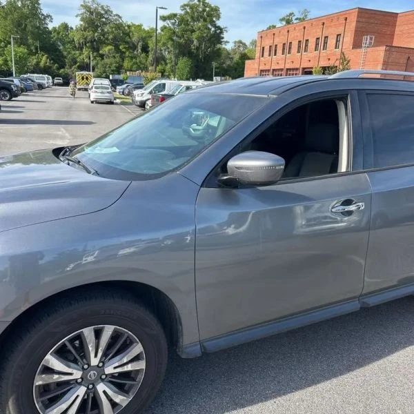 2018 Nissan Pathfinder 4th Gen - Image 2 of 12
