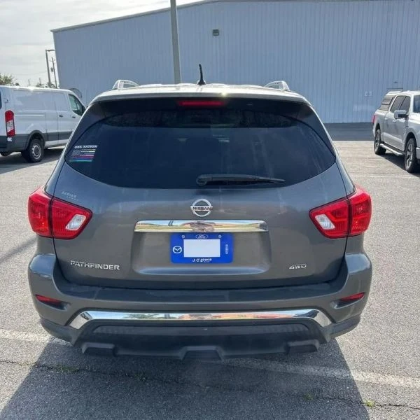 2018 Nissan Pathfinder 4th Gen - Image 7 of 12
