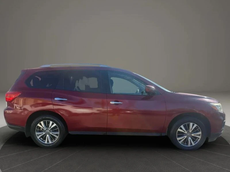 2018 Nissan Pathfinder 4th Gen - Image 4 of 12