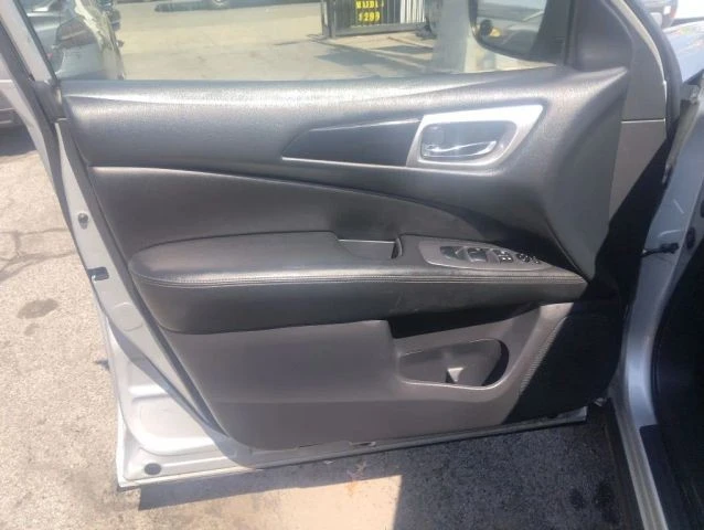 2018 Nissan Pathfinder 4th Gen - Image 16 of 21