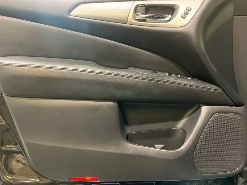 2018 Nissan Pathfinder 4th Gen - Image 10 of 12