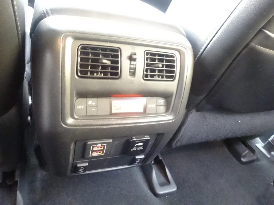 2018 Nissan Pathfinder 4th Gen - Image 12 of 20