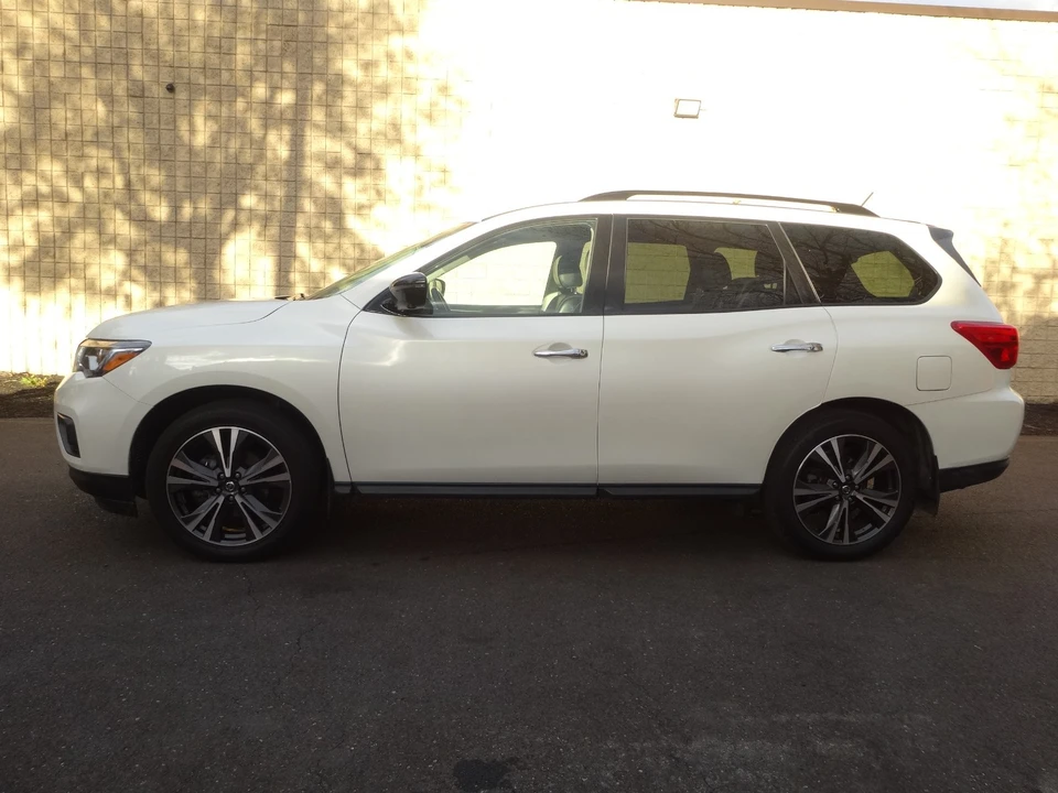 2018 Nissan Pathfinder 4th Gen - Image 2 of 20