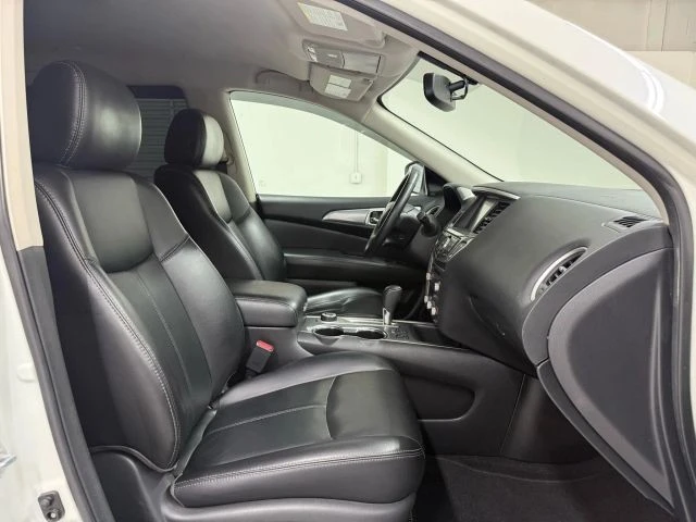 2018 Nissan Pathfinder 4th Gen - Image 16 of 21