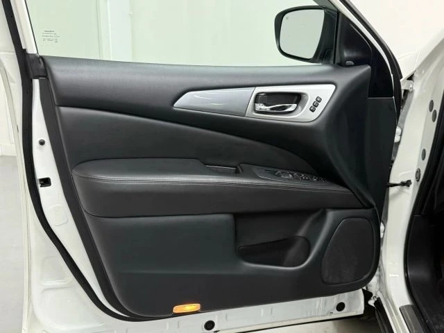 2018 Nissan Pathfinder 4th Gen - Image 18 of 21
