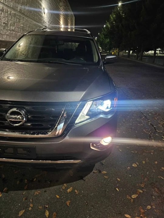 2018 Nissan Pathfinder 4th Gen - Image 4 of 10