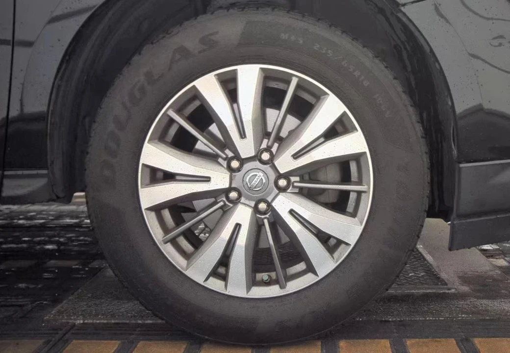 2018 Nissan Pathfinder 4th Gen - Image 15 of 15