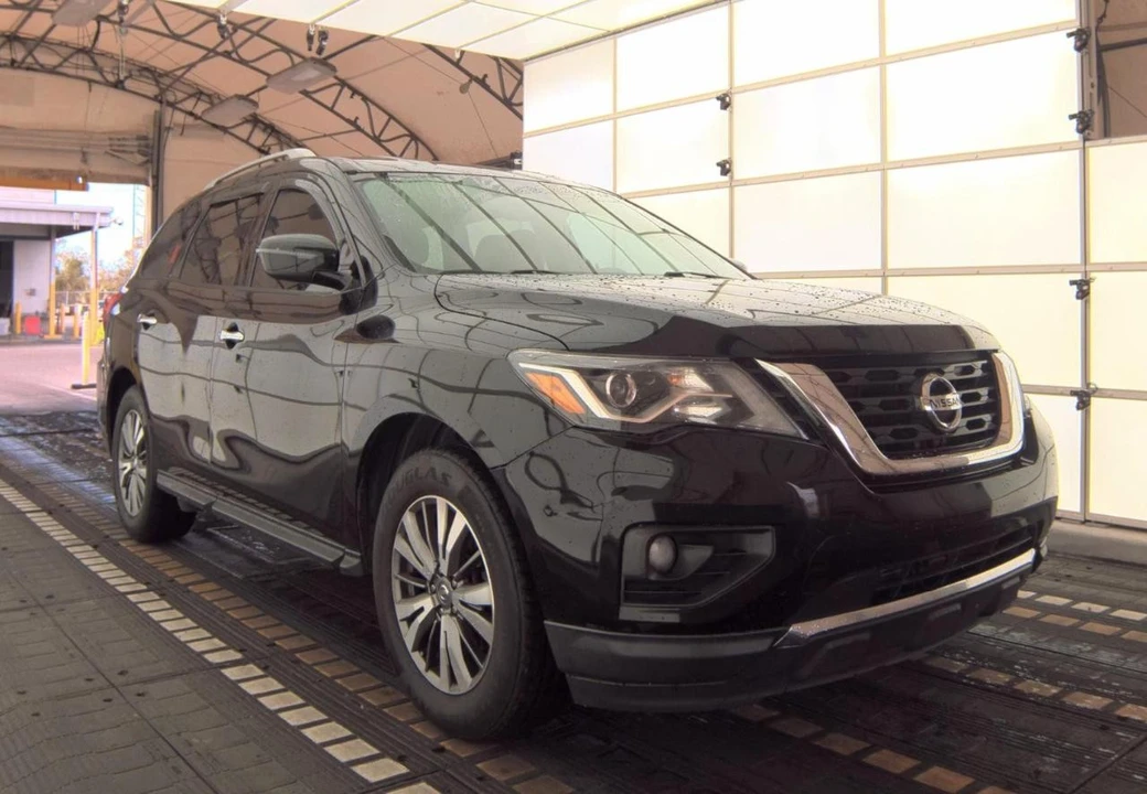 2018 Nissan Pathfinder 4th Gen - Image 4 of 15