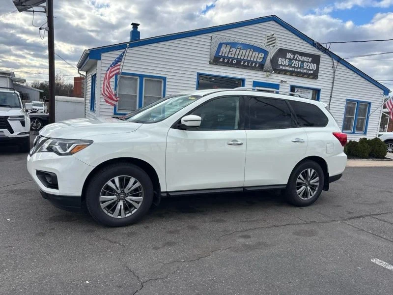 2018 Nissan Pathfinder 4th Gen - Image 3 of 12