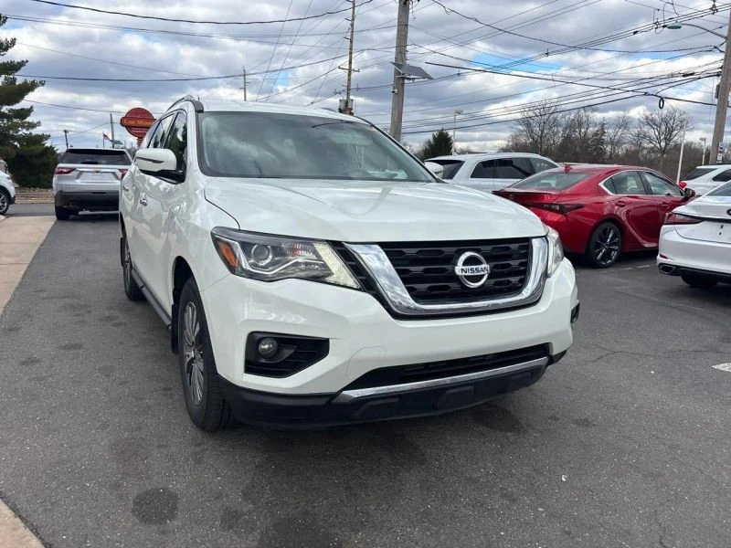 2018 Nissan Pathfinder 4th Gen - Image 9 of 12