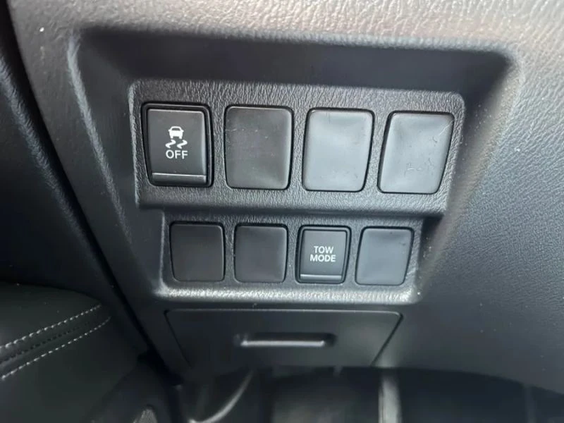 2018 Nissan Pathfinder 4th Gen - Image 10 of 12
