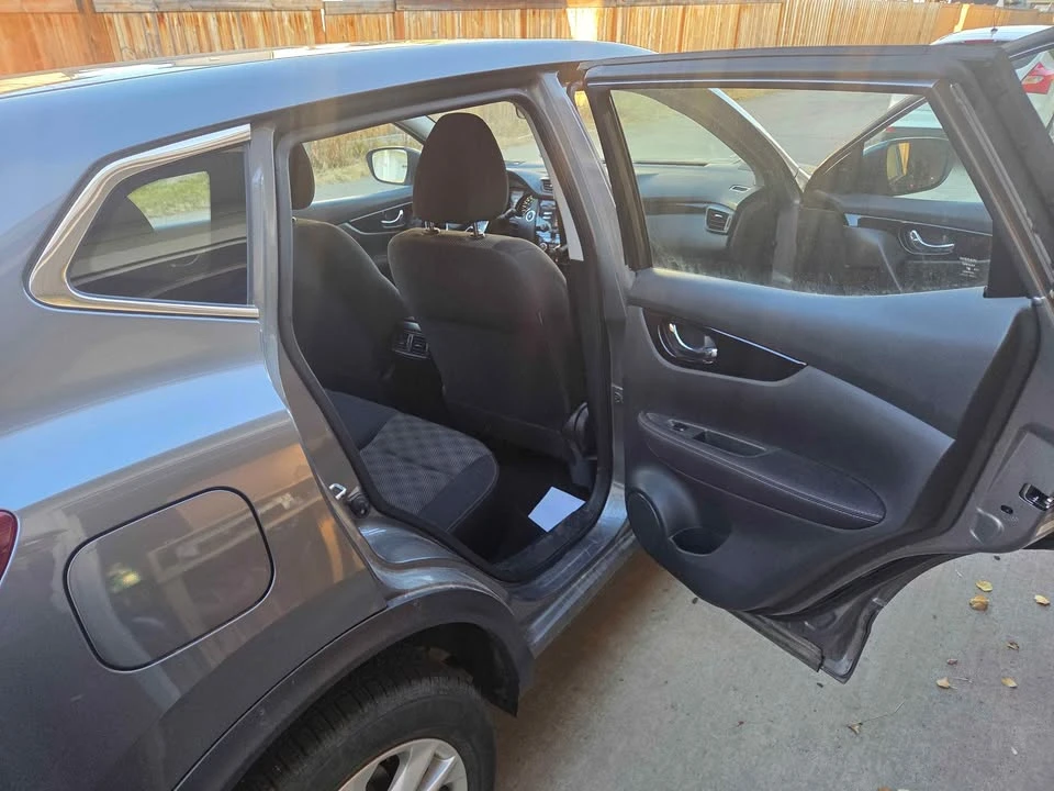 2018 Nissan - Image 7 of 10