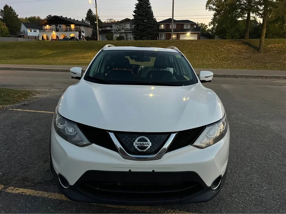 2018 Nissan - Image 3 of 18