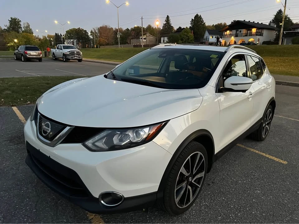 2018 Nissan - Image 4 of 18