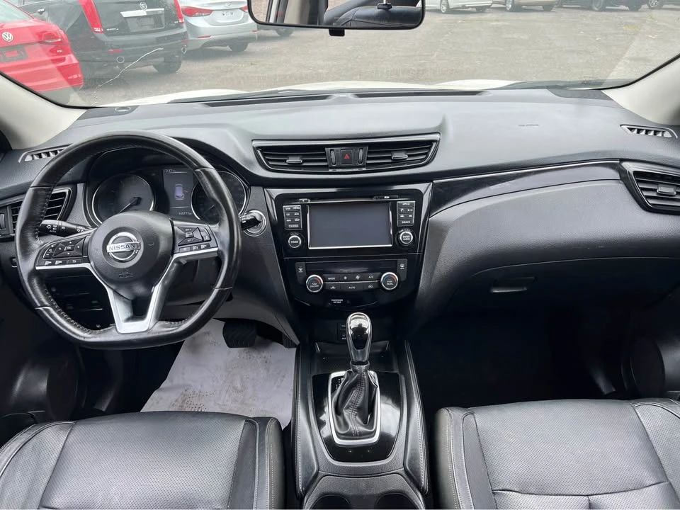 2018 Nissan - Image 14 of 18
