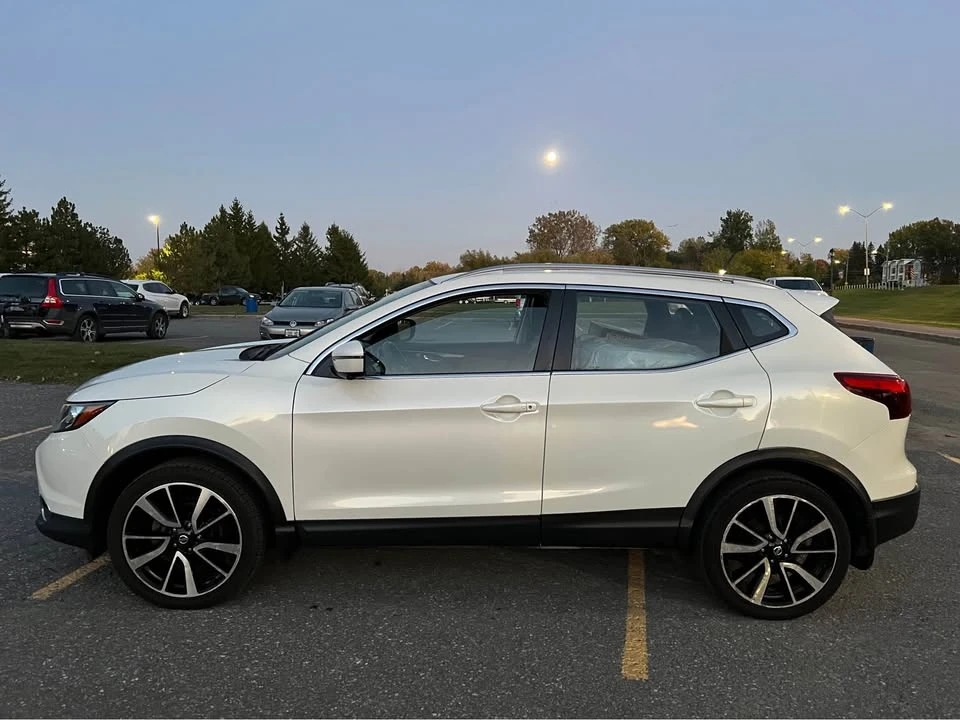 2018 Nissan - Image 5 of 18
