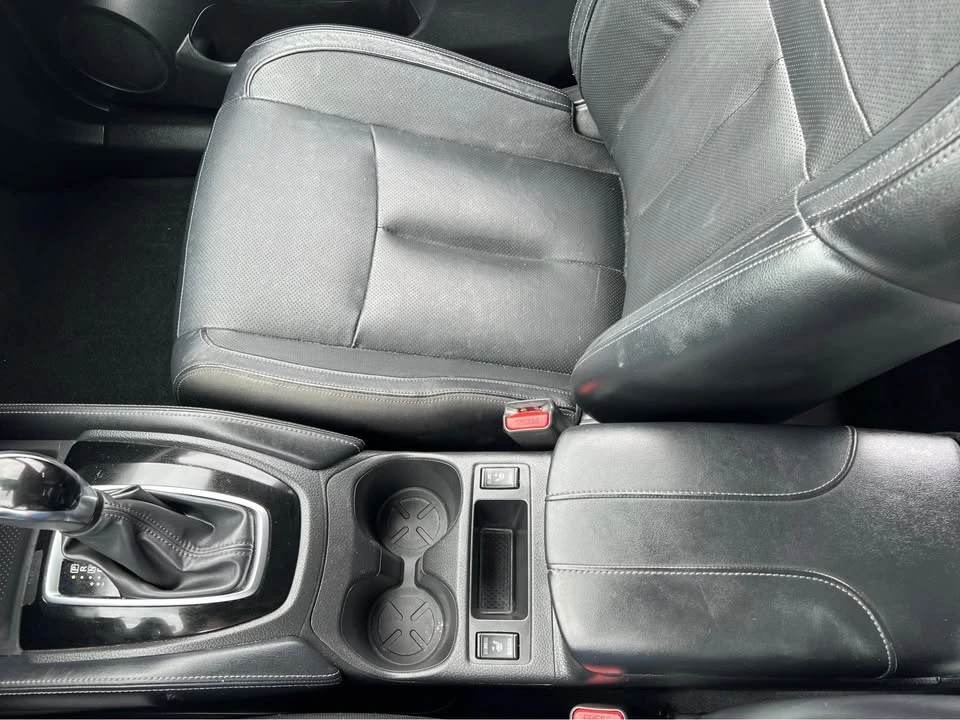 2018 Nissan - Image 18 of 18