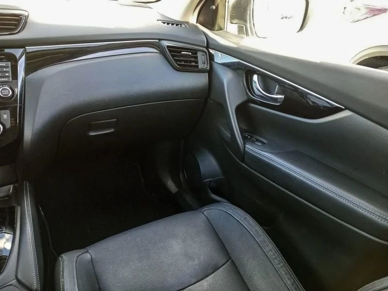 2018 Nissan Rogue - Image 19 of 19