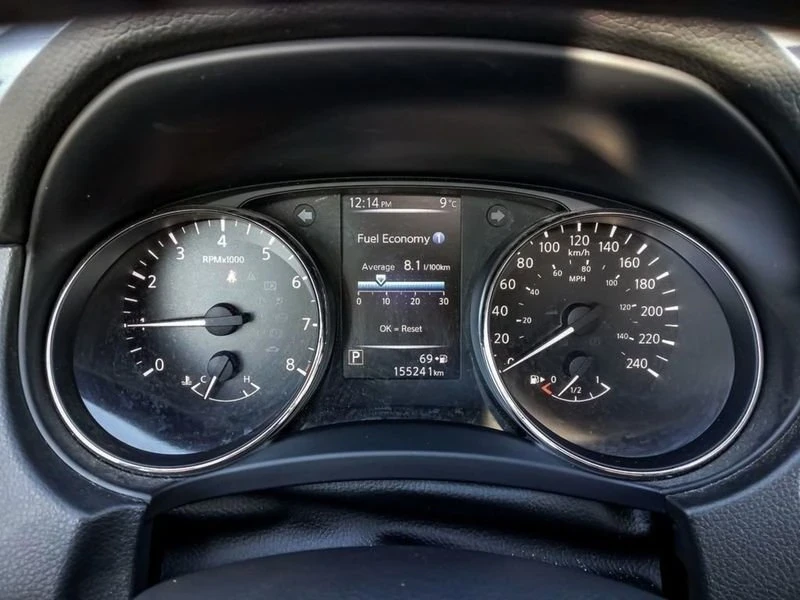 2018 Nissan Rogue - Image 9 of 19