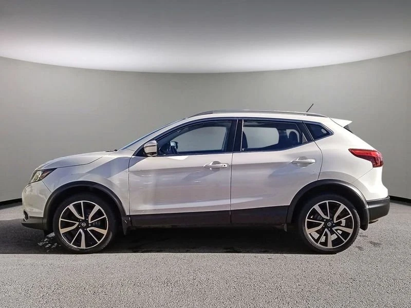 2018 Nissan Rogue - Image 3 of 19