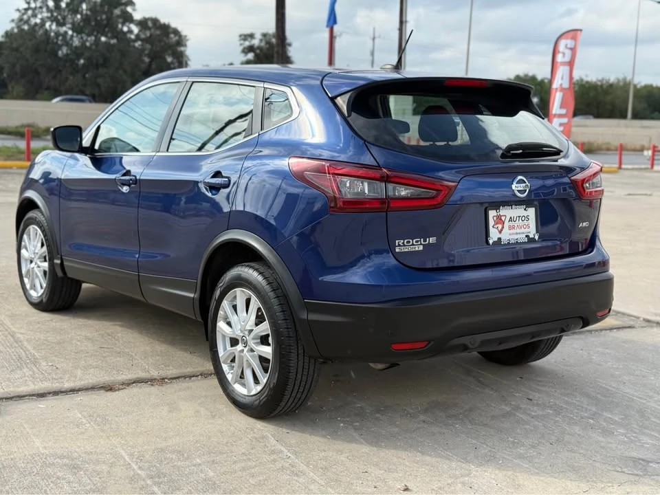 2018 Nissan Rogue - Image 4 of 7