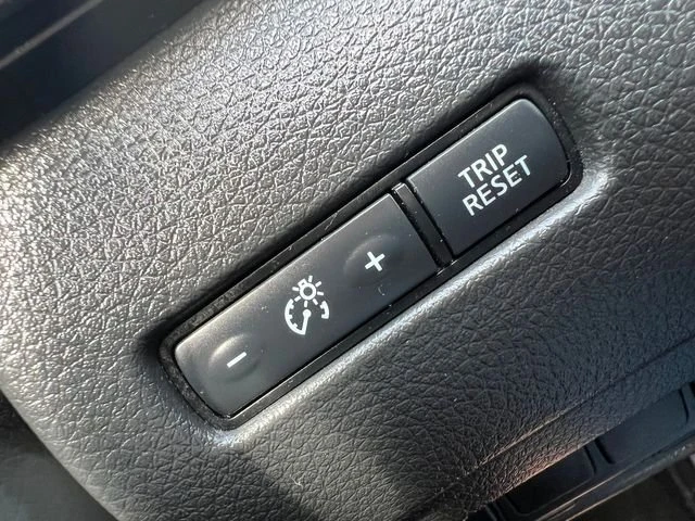 2018 Nissan Rogue - Image 19 of 20