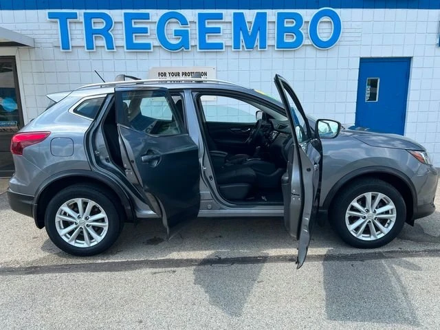 2018 Nissan Rogue - Image 12 of 20