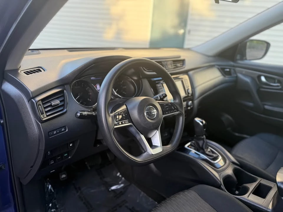 2018 Nissan Rogue - Image 12 of 16