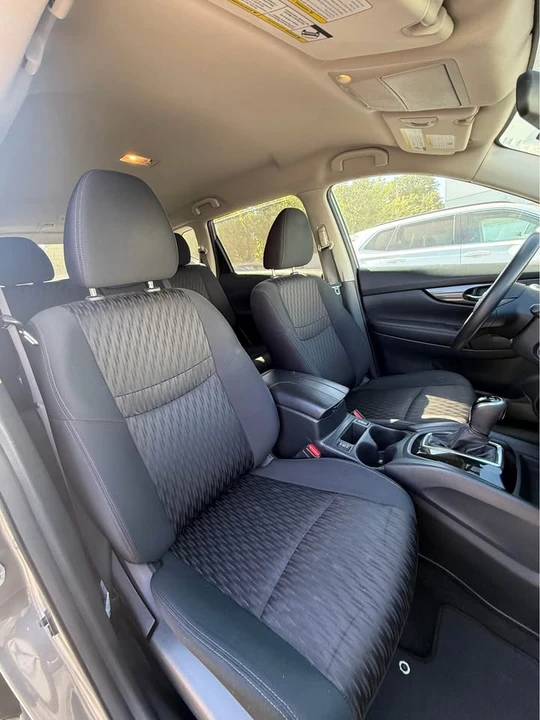 2018 Nissan Rogue - Image 6 of 14