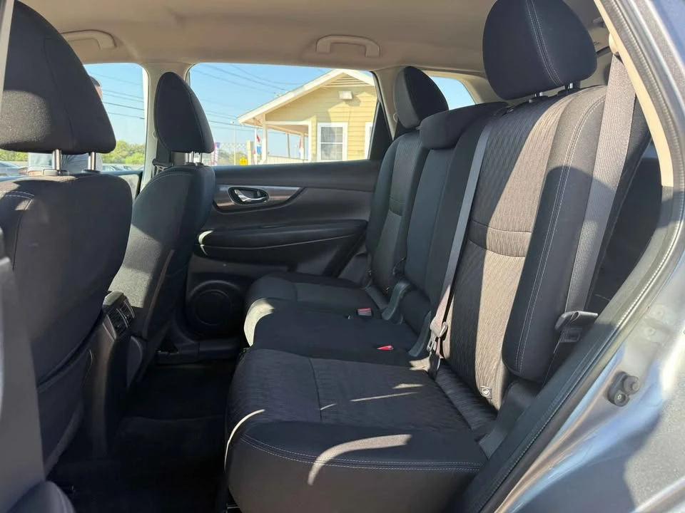 2018 Nissan Rogue - Image 7 of 7