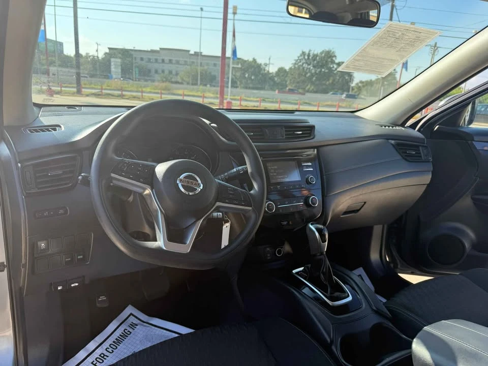 2018 Nissan Rogue - Image 5 of 7