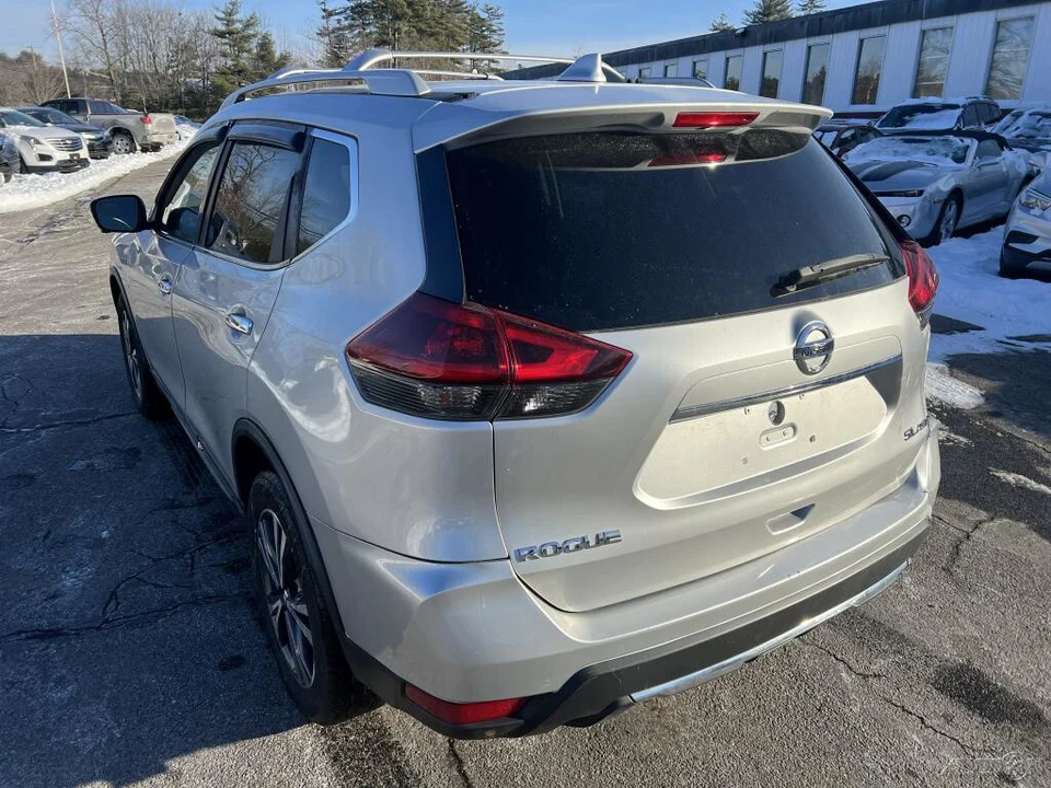 2018 Nissan Rogue - Image 7 of 12