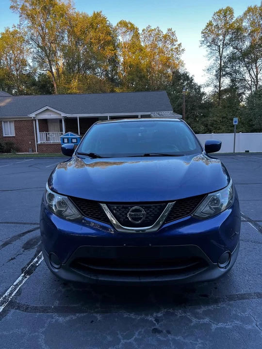 2018 Nissan Rogue - Image 2 of 20