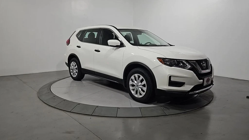 2018 Nissan Rogue - Image 8 of 12